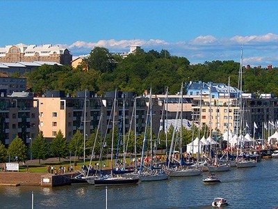 Phần Lan đã bắt đầu thử nghiệm cấp thu nhập cơ bản cho người dân. Ảnh: CNN