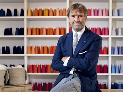 Nhân viên 'sướng như tiên' của đế chế thời trang Brunello Cucinell