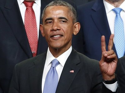 Tổng thống Obama được mời đi làm