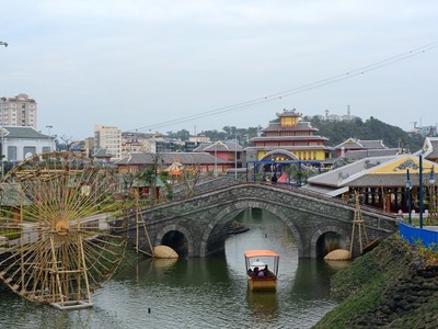 Công viên chủ đề lớn nhất Đông Nam Á chính thức khai trương tại Hạ Long