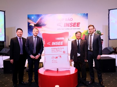 Ban Giám đốc INSEE tại Việt Nam công bố thay đổi thương hiệu.