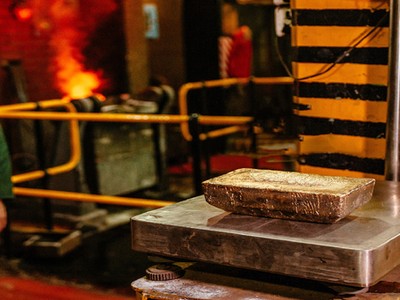 63 triệu ounce vàng ở Nam Phi đang được đào như thế nào