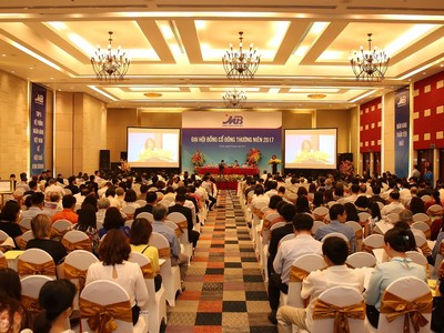 Đại hội đồng cổ đông thường niên 2017 của MB được tổ chức với sự tham dự của 559 cổ đông, chiếm tỷ lệ 79,82% tổng số cổ phần có quyền biểu quyết.