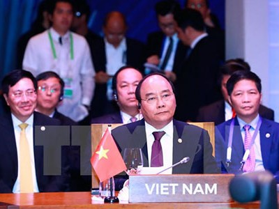 Thủ tướng Nguyễn Xuân Phúc tại phiên họp của ASEAN. Ảnh: TTXVN