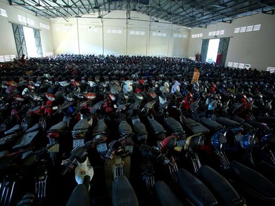 10.000 xe máy không người nhận, chờ bán sắt vụn ở TP HCM