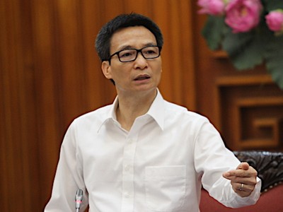 Phó thủ tướng Vũ Đức Đam phát biểu tại cuộc làm việc. Ảnh: Vinh An