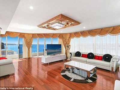 Giá dao động từ 600.000 Đôla Australia cho căn hộ studio đến 20 triệu Đôla Australia cho căn hộ penthouse.