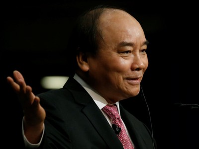 Thủ tướng Nguyễn Xuân Phúc phát biểu tại Hội nghị Tương lai châu Á sáng 5/6. Ảnh: Reuters.