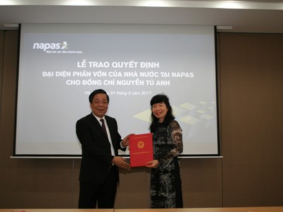 Hội đồng Quản trị NAPAS đã nhất trí bầu bà Nguyễn Tú Anh giữ chức vụ Chủ tịch HĐQT nhiệm kỳ 2015 – 2020.