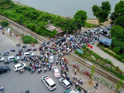 5 'nút cổ chai' gây méo mó giao thông Hà Nội