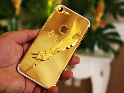 iPhone 7 bản "long đao" có dung lượng bộ nhớ 128 GB, được chế tác theo đơn đặt hàng của một nhà phát hành game tại Việt Nam. Máy trị giá gần 80 triệu đồng, là giải thưởng cho một game mà hãng này mới ra mắt.