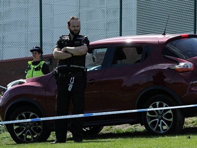 Chiếc xe gây tai nạn tại hiện trường. Ảnh: North News & Pictures.