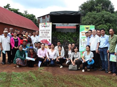 Vinacafé Biên Hòa tổ chức tập huấn thực hiện mô hình sản xuất cà phê và thực hiện tái canh cây cà phê