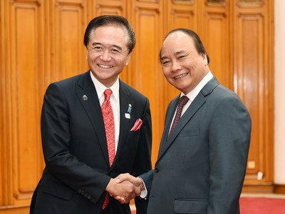 Thủ tướng Nguyễn Xuân Phúc tiếp Thống đốc tỉnh Kanagawa, ông Kuroiwa Yuji