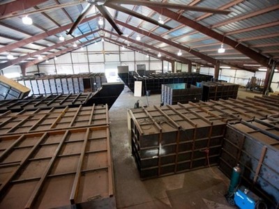 Các boong-ke trú ẩn của Rising S chờ xuất xưởng. Ảnh: Fox News.