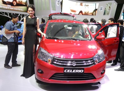 Suzuki chưa xác định thời gian giới thiệu Celerio tại Việt Nam. Thiết kế cơ bản với đèn pha to, đèn xi-nhan nằm ngay bên cạnh.