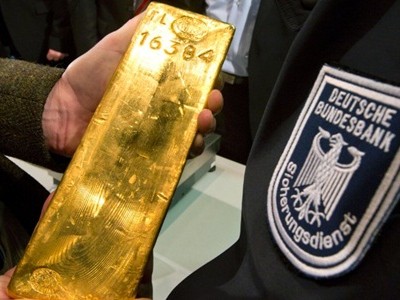 Đức đã cất hơn 700 tấn vàng thỏi ở nước ngoài. Ảnh: AFP