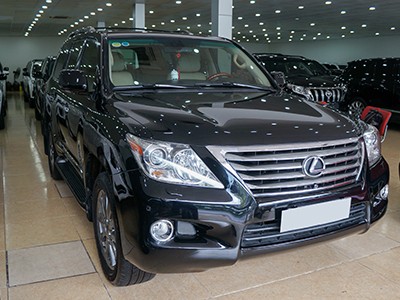 Giá mua lại của chiếc SUV sau 8 năm sử dụng "dư sức" lăn bánh một chiếc Toyota Prado mới "cóng".