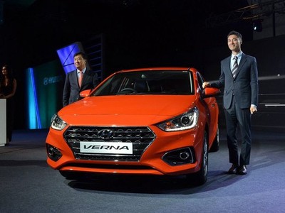 Mẫu xe sedan hạng B của Hyundai vừa chính thức "trình làng" phiên bản mới tại thị trường Ấn Độ.