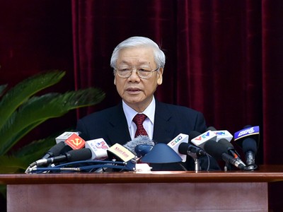 Tổng bí thư Nguyễn Phú Trọng nêu rõ, "từ nay trở đi bất cứ ai vi phạm kỷ luật đều bị xử lý". Ảnh: VGP