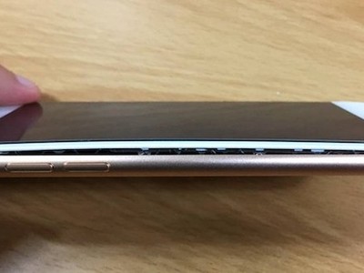 Chiếc iPhone 8 của ông Kim bị phồng pin. Ảnh: ETNews.