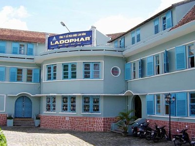 Nguyễn Kim không mua, SCIC chưa thể thoái vốn tại Dược Lâm Đồng