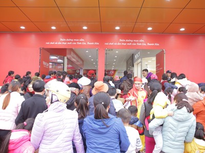 Khai trương Trung tâm mua sắm Vincom đầu tiên tại Thanh Hoá