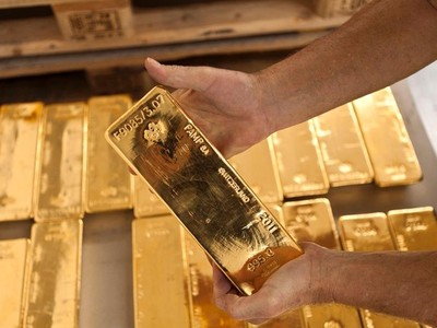 Giá vàng hôm nay (24/1): Trong nước tăng vọt 100.000/lượng