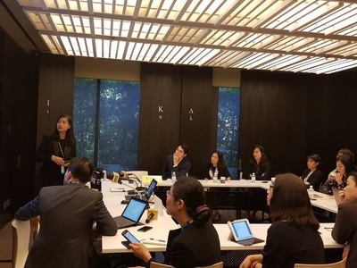 Đại diện của An Phát thuyết trình trước các nhà đầu tư.