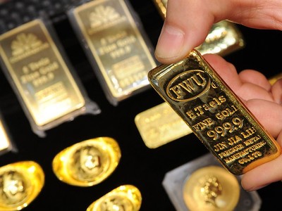 Giá vàng hôm nay (22/3): Giá vàng trong nước tăng gần 200.000 đồng/lượng