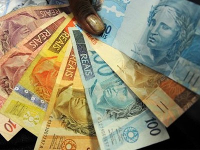 5 đồng tiền đang mất giá nhiều nhất