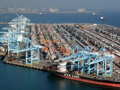 Nhập khẩu đạt mức kỷ lục khiến thâm hụt thương mại của Mỹ tăng mạnh