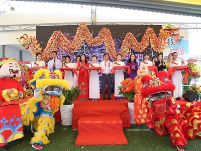 Phú Đông Group khánh thành trường học mần non Lotus Kindergarten trị giá 85 tỷ đồng. 