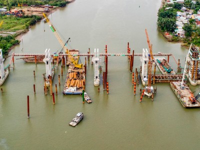 Dự án chống ngập do triều có xét đến yếu tố biến đổi khí hậu hiện thi công được 72%. Ảnh: Quỳnh Trần