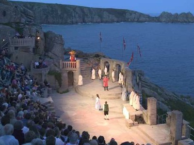 Những kiệt tác nhà hát nổi tiếng nhất thế giới