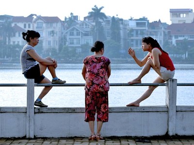 Hình ảnh Hà Nội hài hước, lạ lẫm không dành cho người dậy muộn