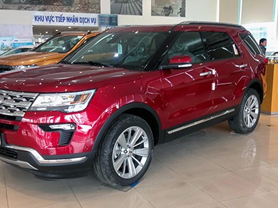 Ford Explorer tăng giá niêm yết ngay sau kỳ nghỉ Tết. Ảnh: Văn Thái.