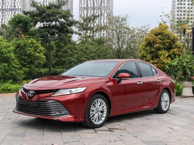 Toyota Camry thế hệ mới tại Việt Nam đầy công nghệ