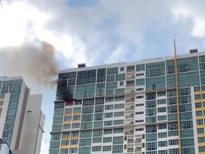 Căn hộ chung cư cao cấp ở Sài Gòn bốc cháy ngùn ngụt