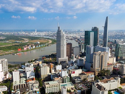 Quận 2 bên kia sông có 3 phường bị giải tỏa trắng để xây Khu đô thị Thủ Thiêm. Ảnh: Vũ Lê.