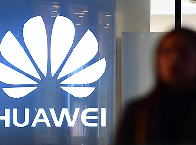 Huawei liên tiếp bị các công ty Mỹ ngừng hợp tác.