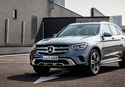 Tại thị trường Mỹ, Mercedes GLC chỉ bán phiên bản động cơ xăng dung tích 2 lít.