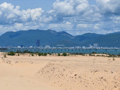 Những cồn cát khổng lồ đẹp như tranh vẽ ở Quy Nhơn