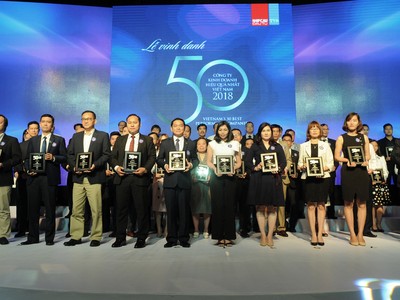 Các doanh nghiệp được vinh danh trong Top 50 Công ty kinh doanh hiệu quả nhất Việt Nam.