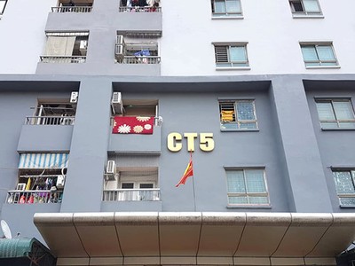 Bộ Tài nguyên và Môi trường yêu cầu Hà Nội dừng việc thu hồi sổ hồng của dân ở một số chung cư