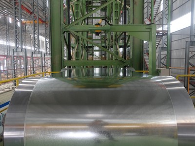 Đầu tư Thương mại SMC (SMC) muốn thoái toàn bộ 13,1 triệu cổ phiếu Thép Nam Kim (NKG)