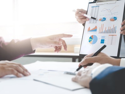 Thị trường tài chính 24h: Trên cao gió to