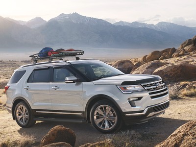Ford Việt Nam công bố giá bán mới cho Ford Explorer