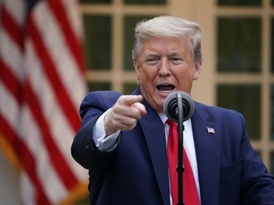 Tổng thống Mỹ Donald Trump trong cuộc họp báo về Covid-19 tại Nhà Trắng ngày 14/4. Ảnh: AFP.