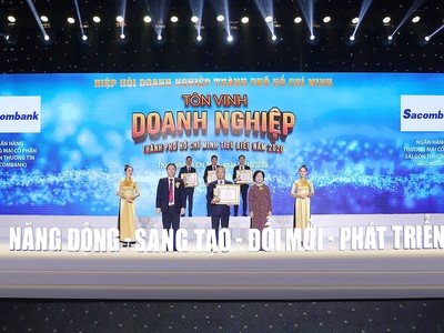 Sacombank được vinh danh “Doanh nghiệp tiêu biểu TP.HCM năm 2020”